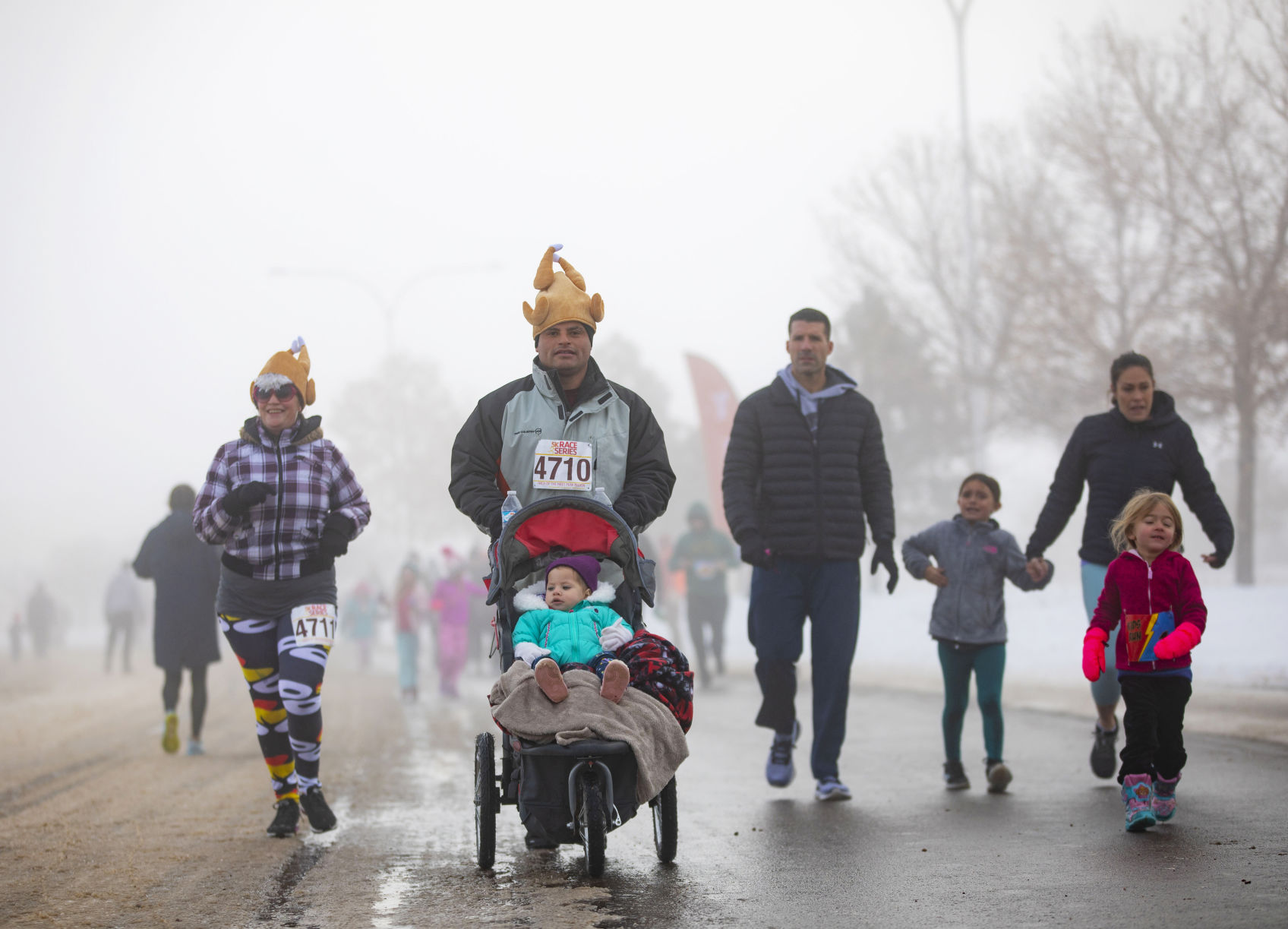 112919-news-turkeytrot 24.jpg